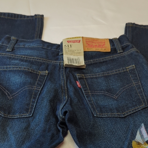 Levi's Boys  Indigo Straight Jeans - Picture 5 of 7